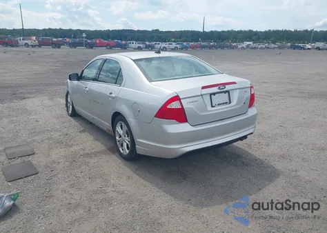2012 Ford Fusion Se z USA, uszkodzony, nr VIN 3FAHP0HA4CR334344